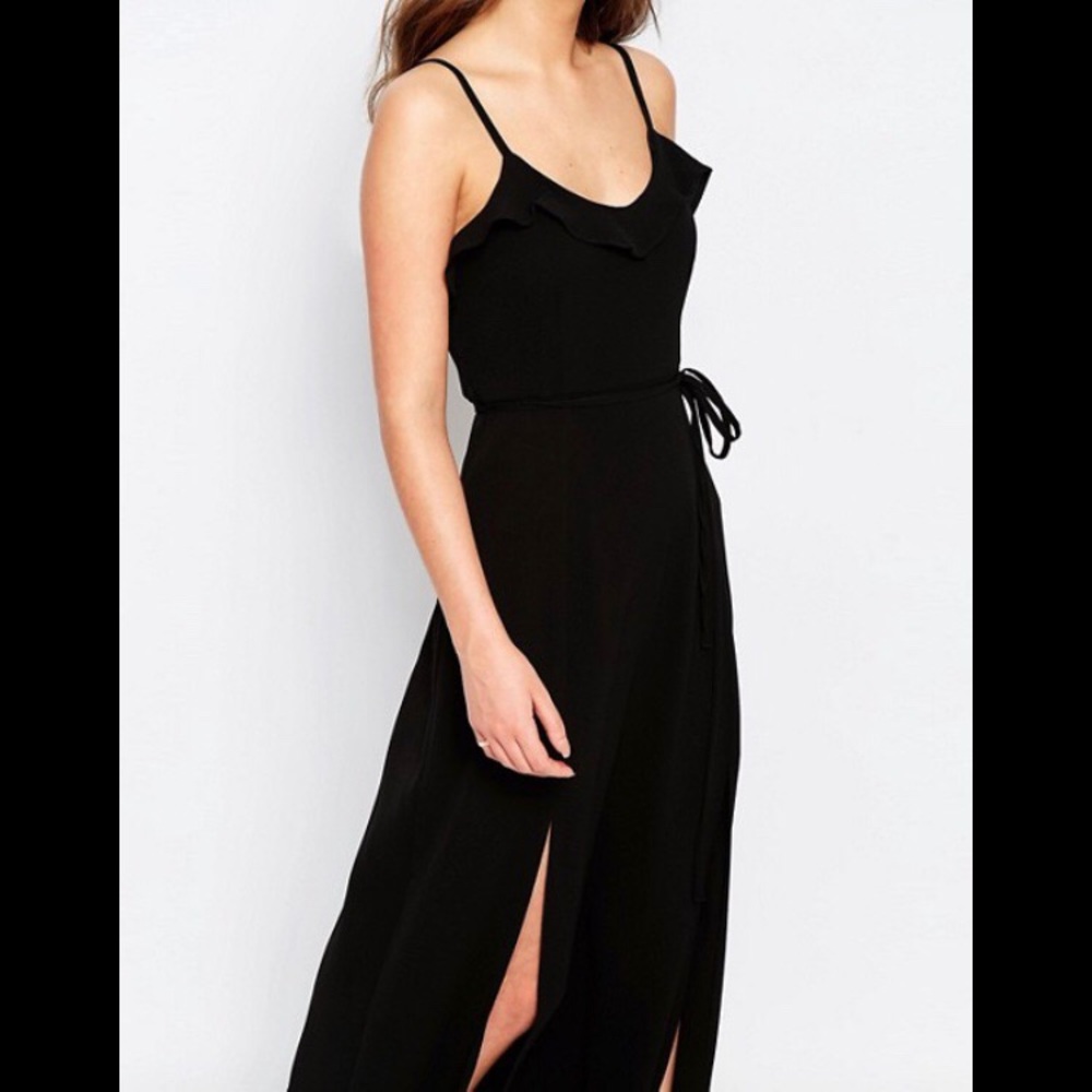New Look Ruffle Maxi Dress - Picture 2 of 6
